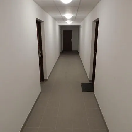 Lemon Apartment *