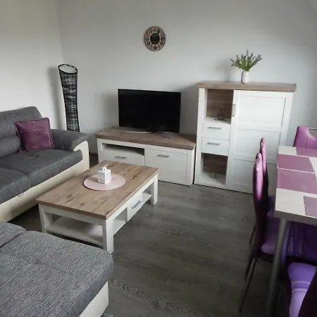 Lemon Apartment *